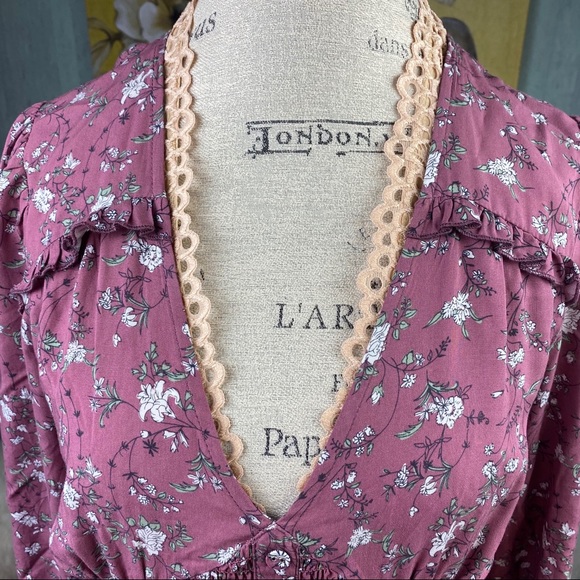 PLUS FIRED BRICK LACE HALTER STRETCH BRALETTE - Picture 4 of 5